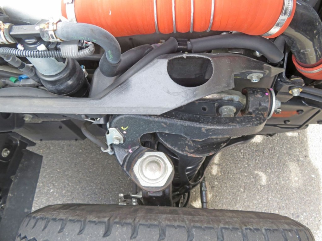 いすゞ エルフ 2RG-NKR88AD(2WD)の写真28