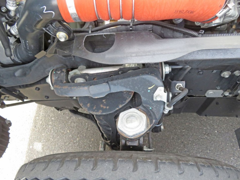 いすゞ エルフ 2RG-NKR88AD(2WD)の写真31