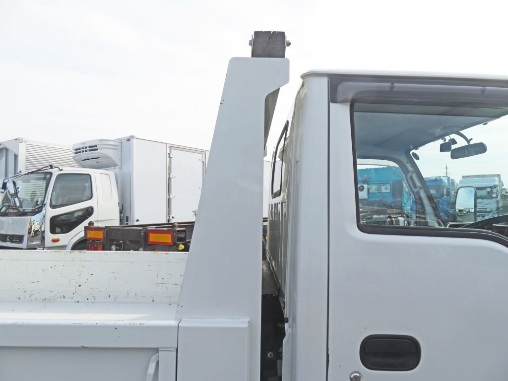 いすゞ エルフ 2RG-NKR88AD(2WD)の写真34