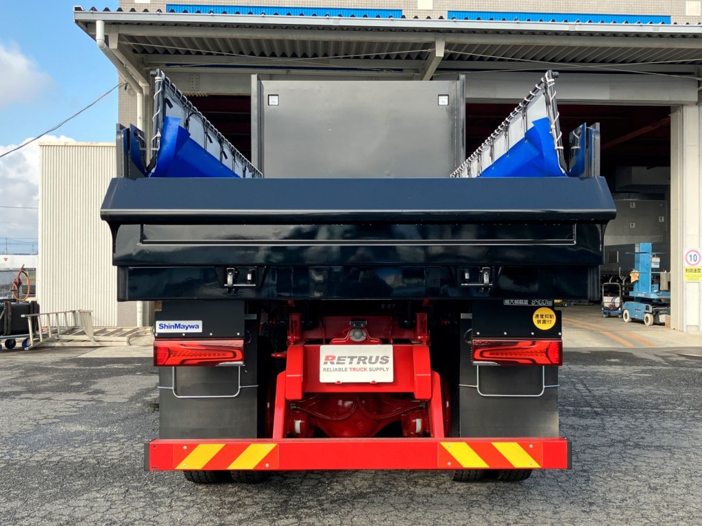 リヤ周りの状態です。|三菱 スーパーグレート 2PG-FV80VXの写真8