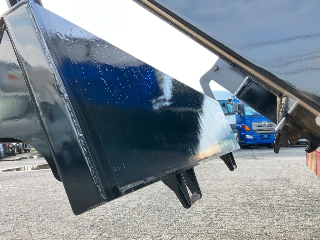 リヤゲート裏側の状態です。|三菱 スーパーグレート 2PG-FV80VXの写真11