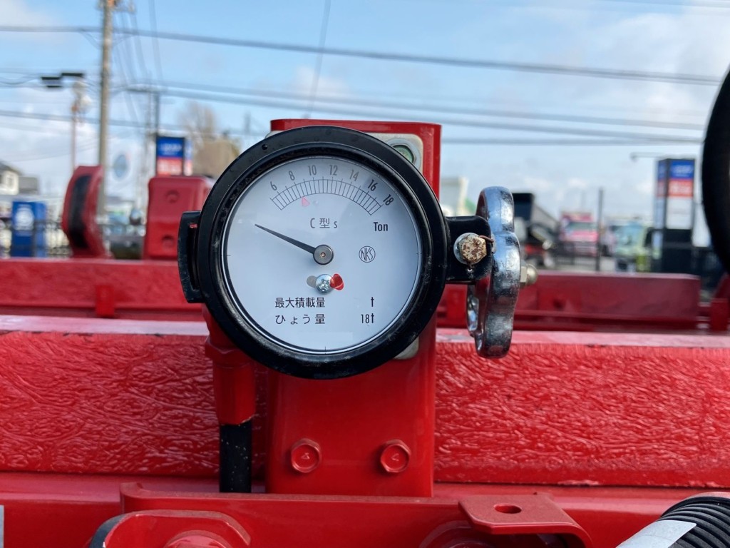 自重計です。|三菱 スーパーグレート 2PG-FV80VXの写真15