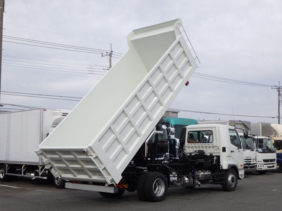 三菱 ファイター 2KG-FK72FZの写真4