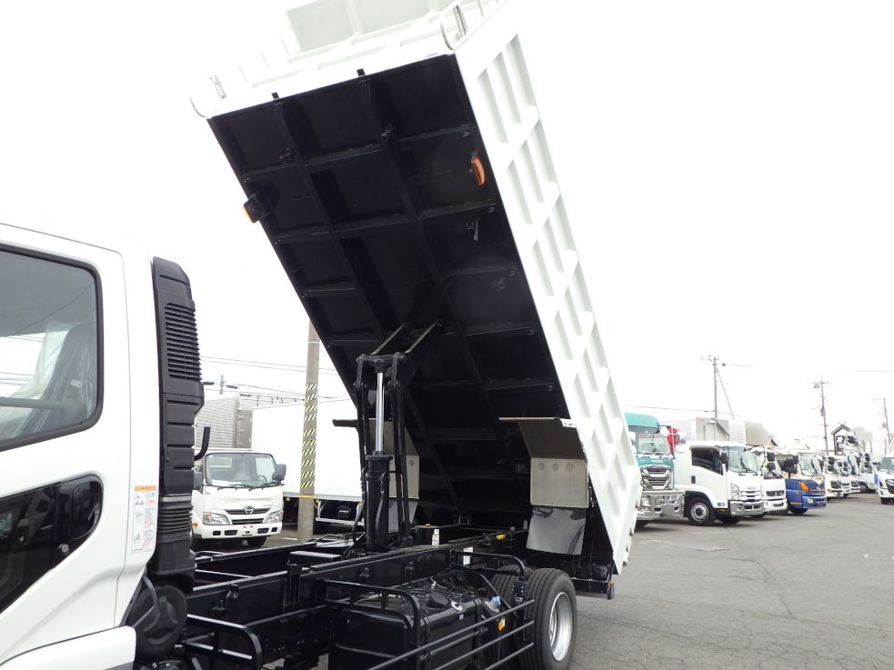 三菱 ファイター 2KG-FK72FZの写真9