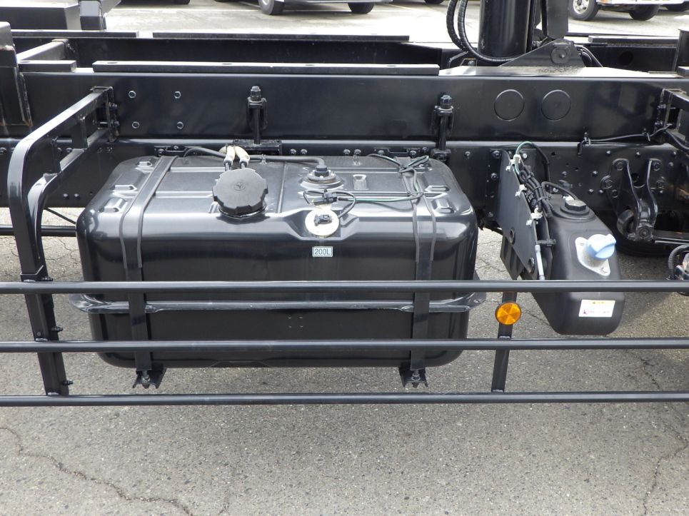 三菱 ファイター 2KG-FK72FZの写真13