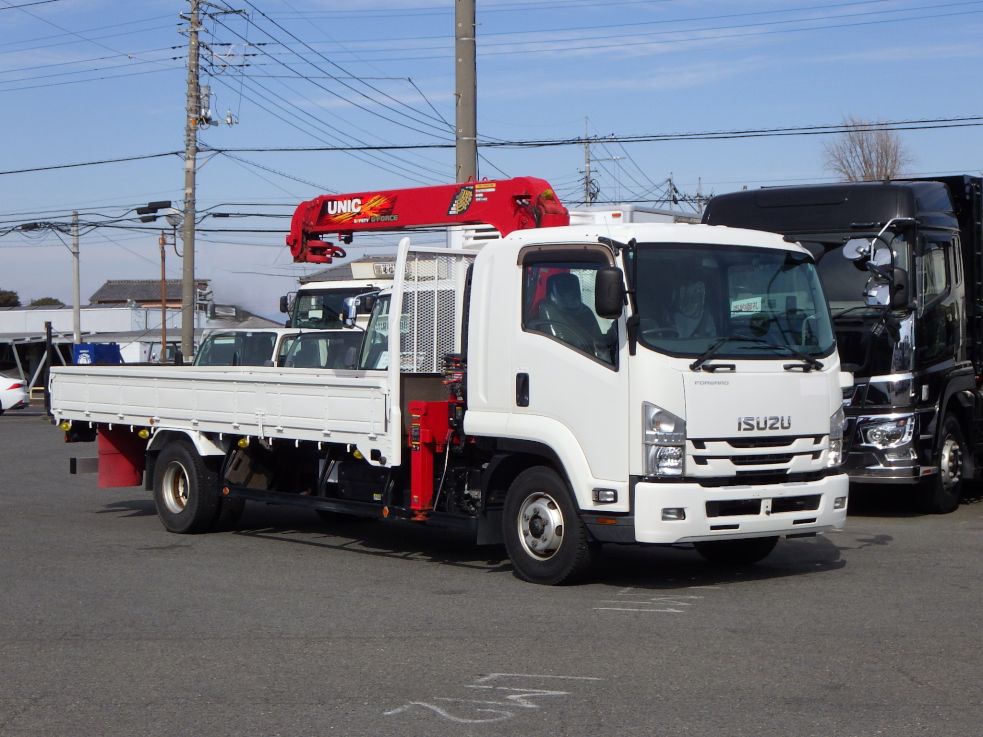 いすゞ フォワード 2RG-FRR90S2(2WD)の写真2