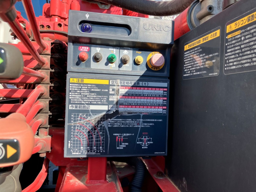 いすゞ フォワード 2RG-FRR90S2(2WD)の写真10