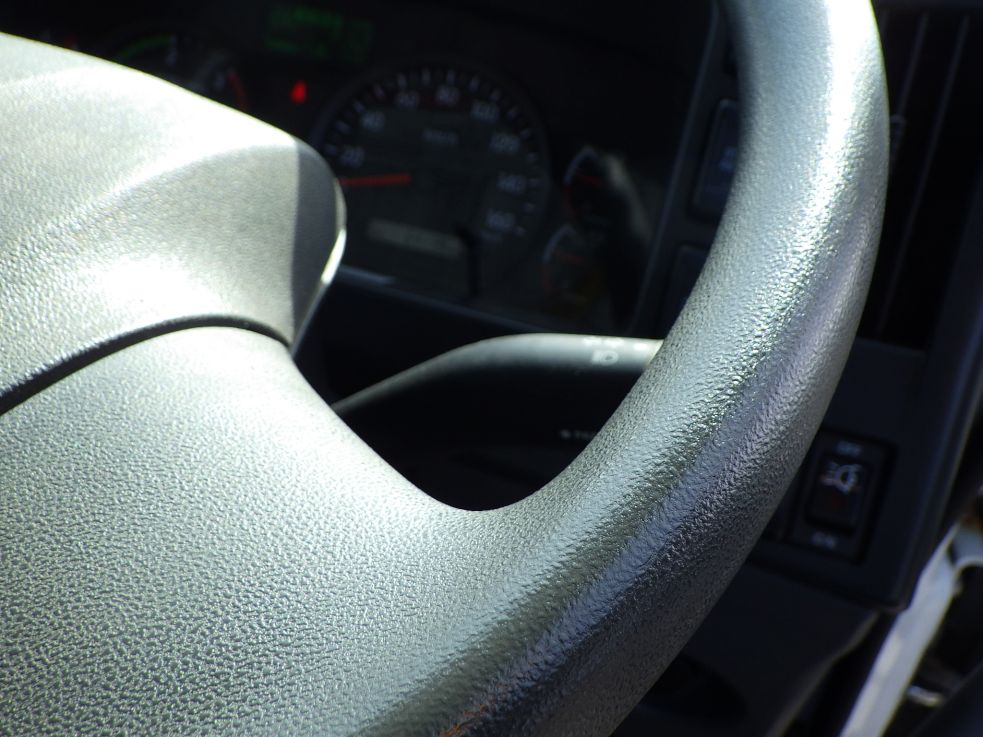ハンドルにスレがあります。|いすゞ フォワード 2RG-FRR90S2(2WD)の写真42