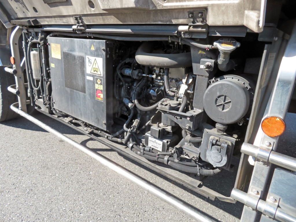 サブエンジンの状態です。|日野 プロフィア QPG-FR1EXEGの写真15