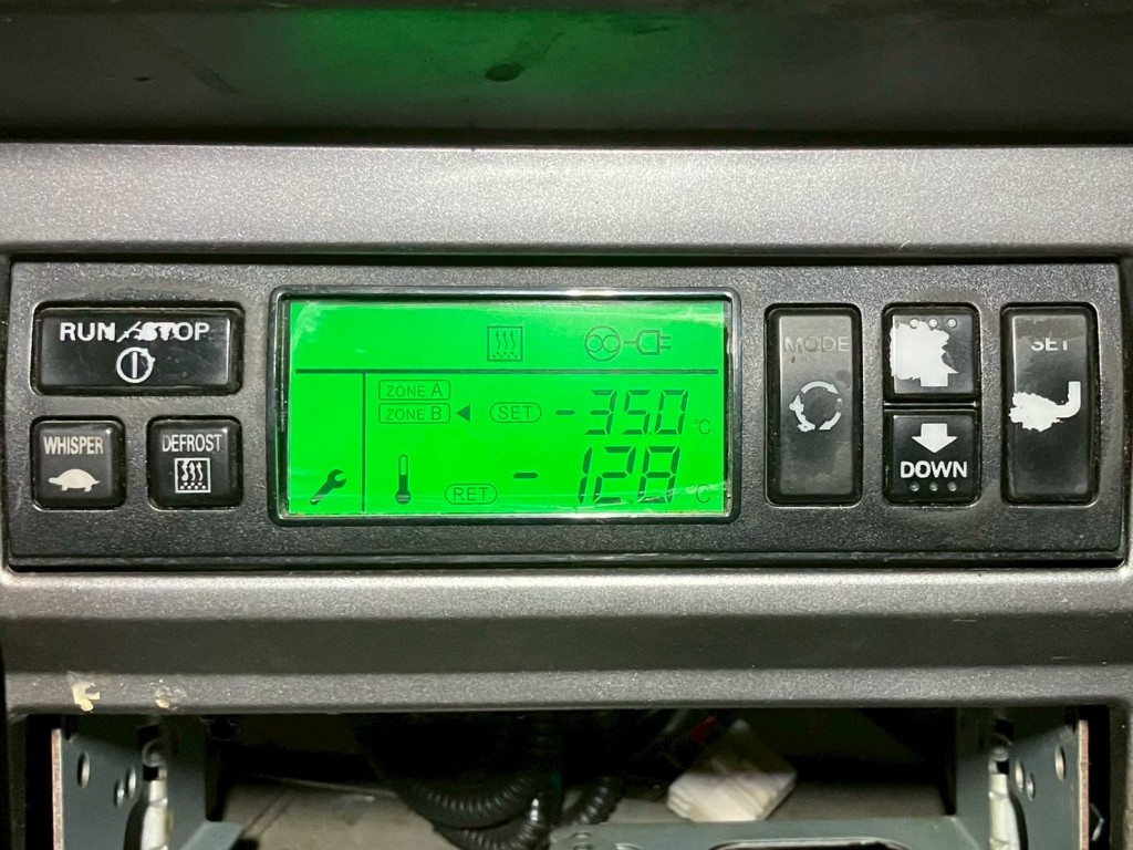 後側の冷凍機は-35℃設定で冷凍機テストは5.5℃スタート1Hで-12.8℃確認済みです。|日野 プロフィア QPG-FR1EXEGの写真23