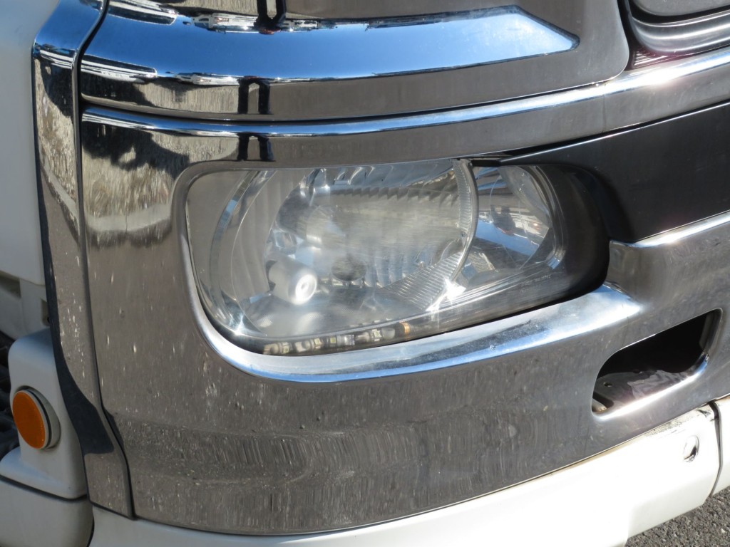 運転席側ヘッドライトのレンズに曇りがあります。|日野 プロフィア QPG-FR1EXEGの写真49