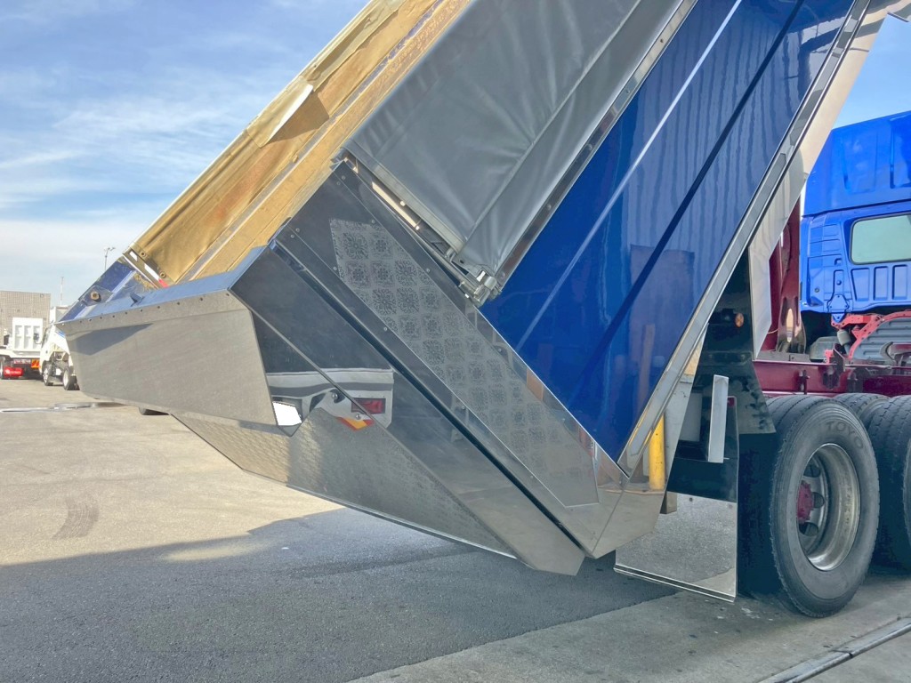 日野 プロフィア 2DG-FS1EGAの写真6