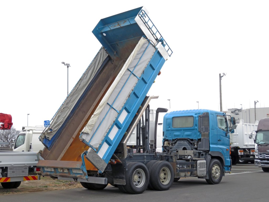 日野 プロフィア QKG-FS1EKDAの写真4