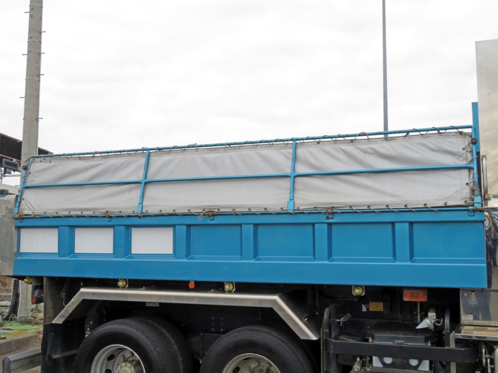 日野 プロフィア QKG-FS1EKDAの写真37