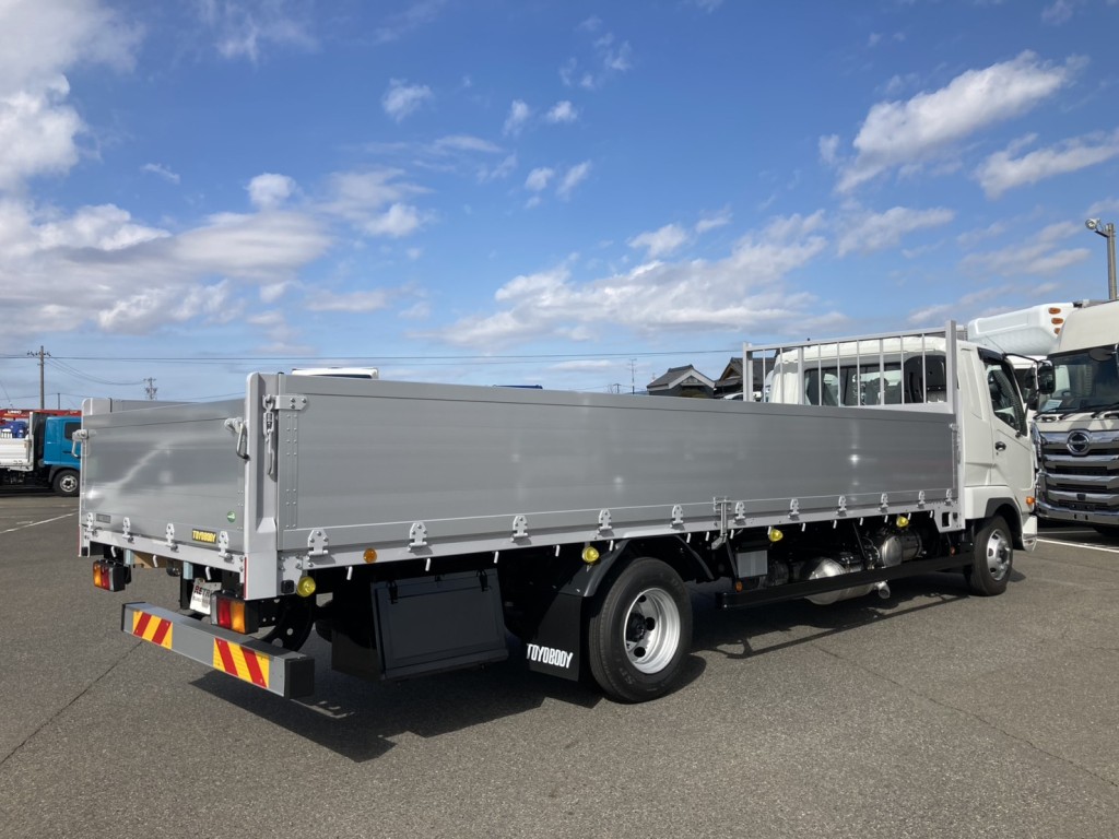 三菱 ファイター 2KG-FK62F(2WD)の写真4