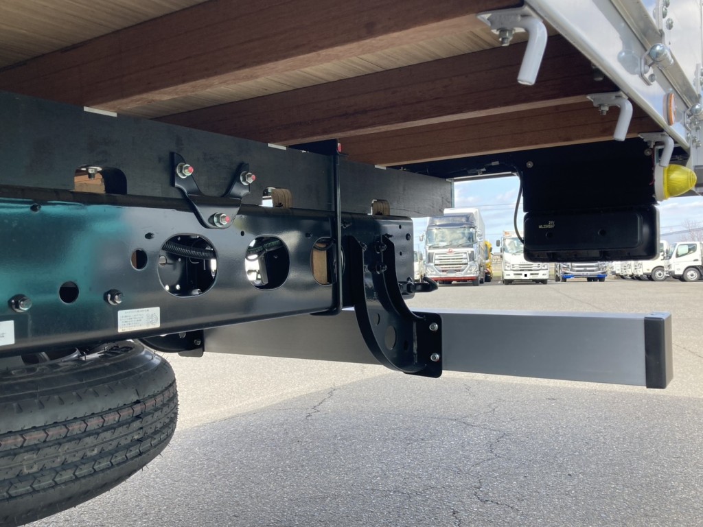 シャーシとネタの状態です。|三菱 ファイター 2KG-FK62F(2WD)の写真8