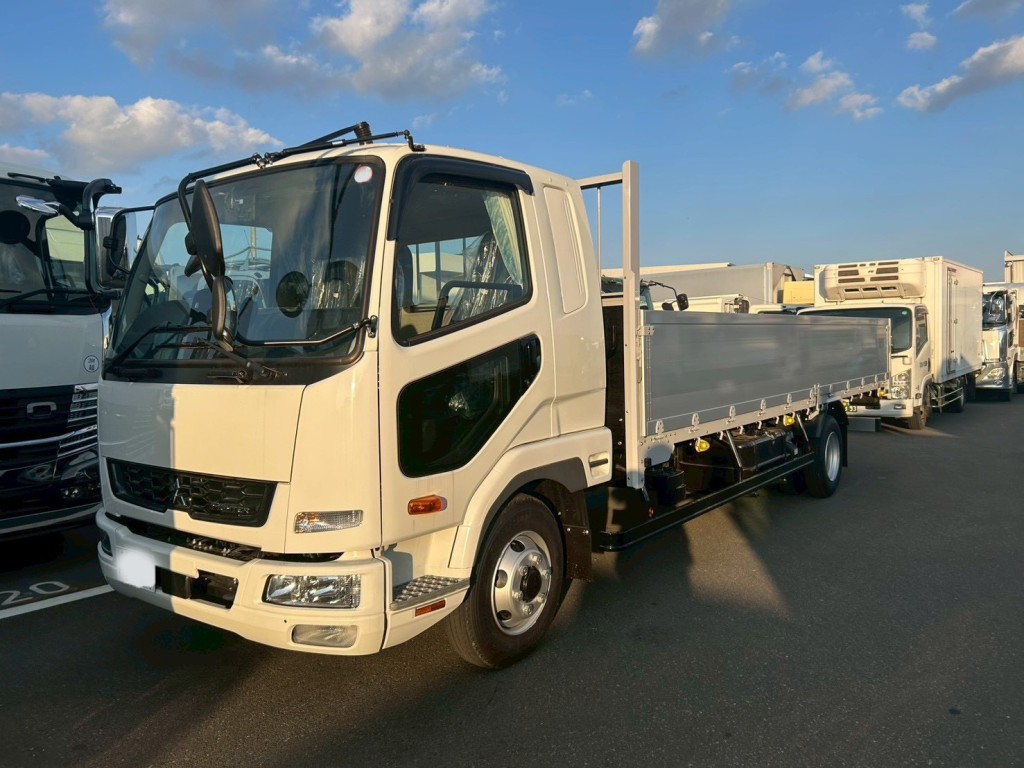 三菱 ファイター 2KG-FK62F(2WD)の写真1