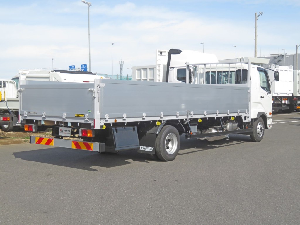 三菱 ファイター 2KG-FK62F(2WD)の写真4