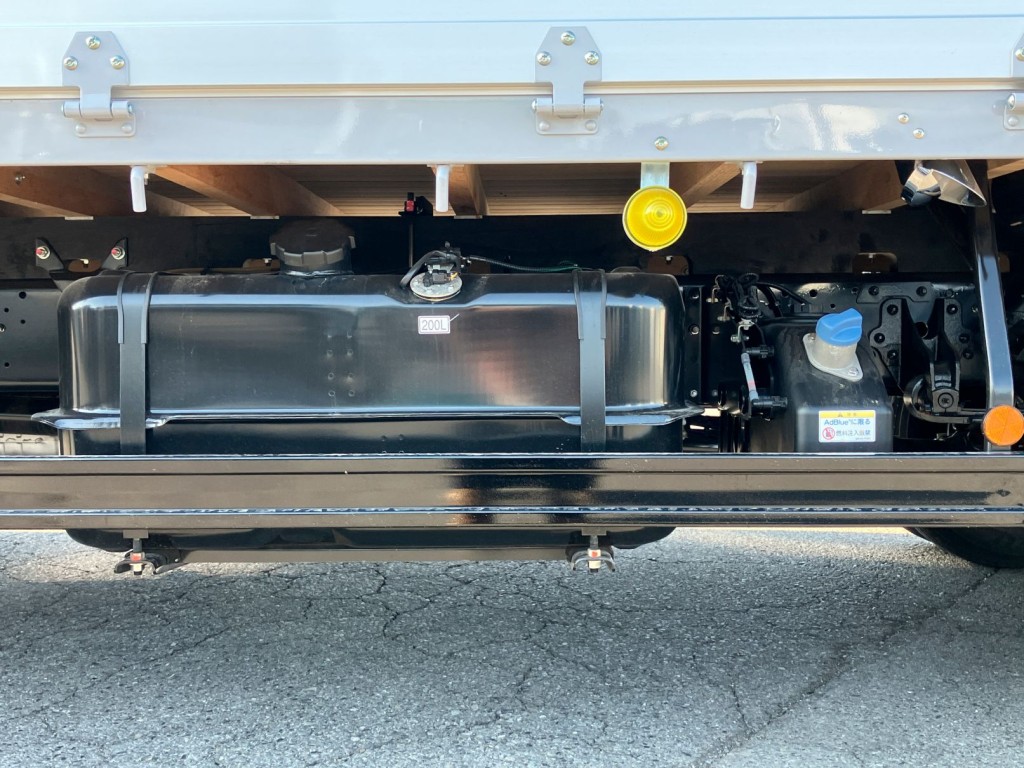 三菱 ファイター 2KG-FK62F(2WD)の写真8