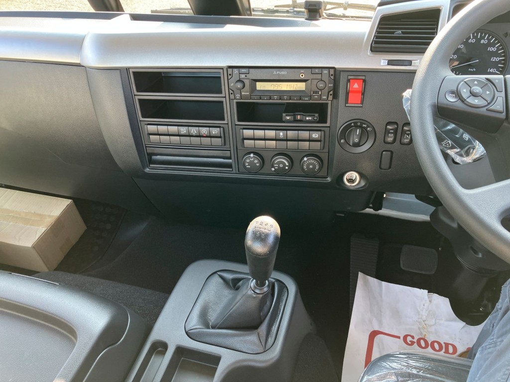 三菱 ファイター 2KG-FK62F(2WD)の写真9