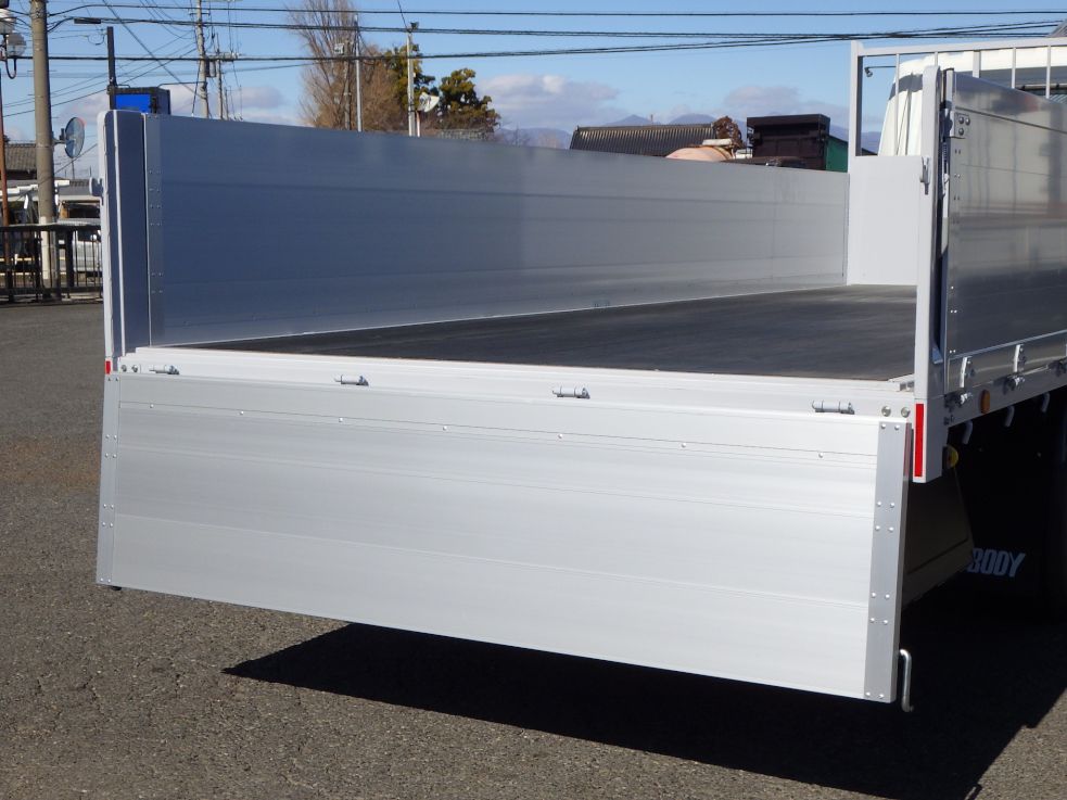 三菱 ファイター 2KG-FK62F(2WD)の写真13