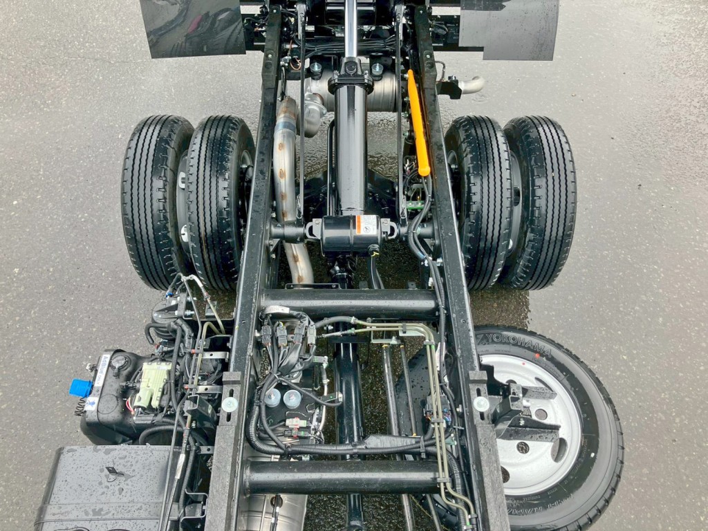 三菱 キャンター 2RG-FBA60(2WD)の写真11