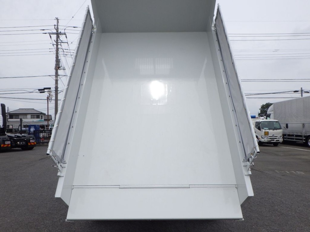 三菱 ファイター 2KG-FK62F(2WD)の写真8