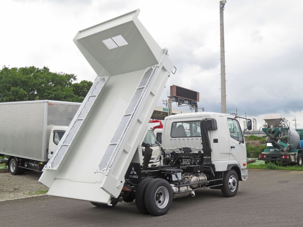 三菱 ファイター 2KG-FK62F(2WD)の写真4