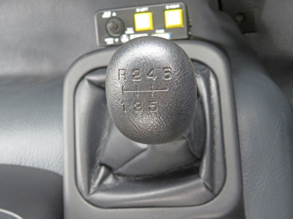 三菱 ファイター 2KG-FK62F(2WD)の写真20