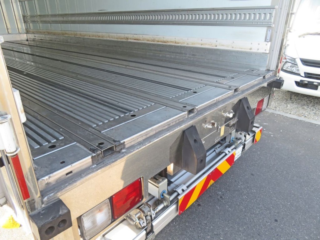 日野 レンジャー 2KG-FC2ABG(2WD)の写真20