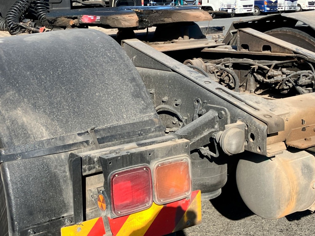 いすゞ ギガ QKG-EXD52BDの写真7