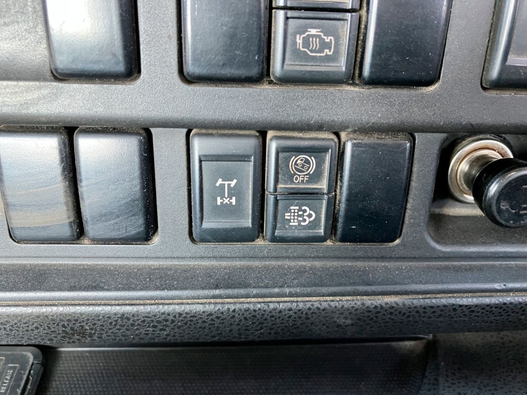 いすゞ ギガ QKG-EXD52BDの写真15