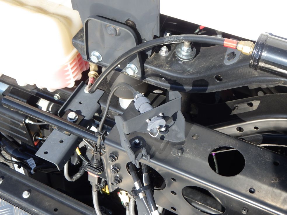 バックアイカメラ接続コネクター付きです。|UDトラックス クオン 2RG-GK5DABの写真12