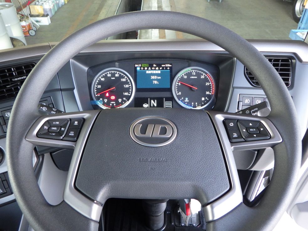 UDトラックス クオン 2RG-GK5DABの写真20