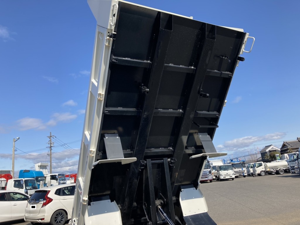 ネタの状態です。|日野 デュトロ 2KG-XZU600T(2WD)の写真17