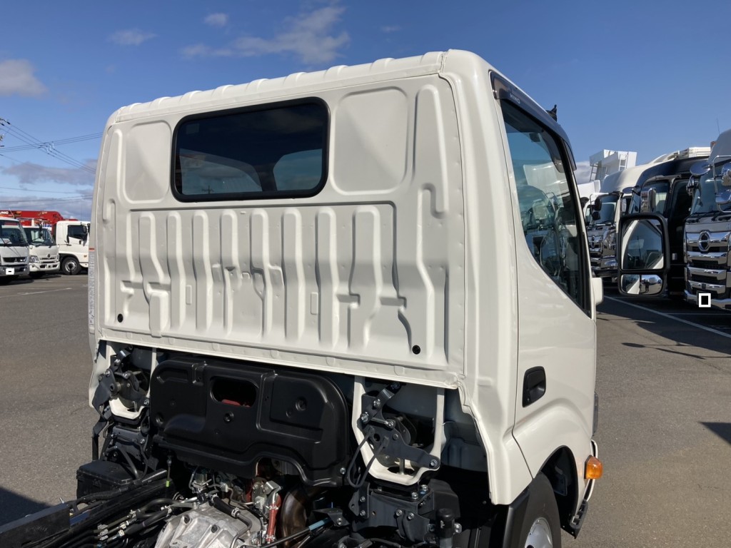 キャブバックの状態です。|日野 デュトロ 2KG-XZU600T(2WD)の写真25