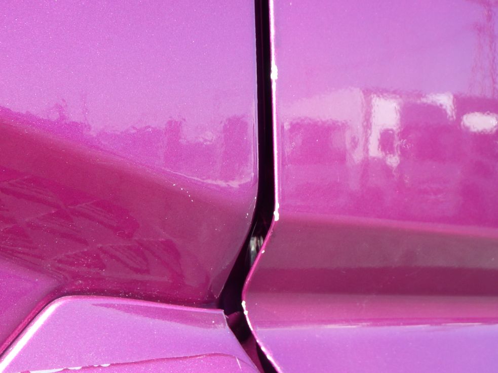 運転席側ドアに小キズがあります。|三菱 スーパーグレート 2RG-FP74HDRの写真19