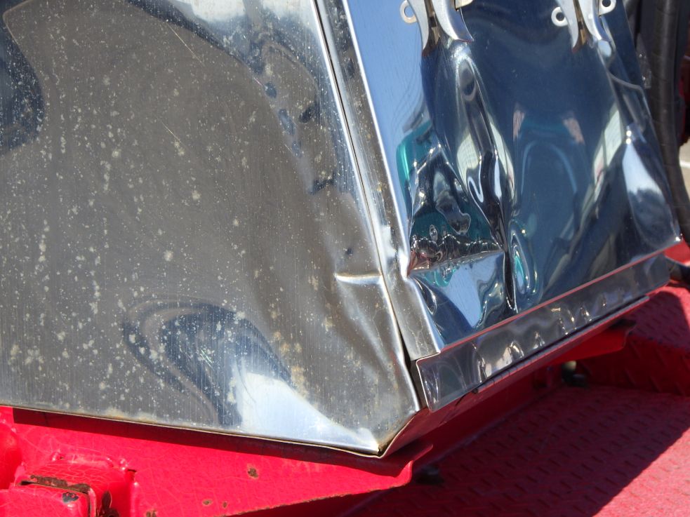 工具箱にキズ・ヘコミがあります。|三菱 スーパーグレート 2RG-FP74HDRの写真27