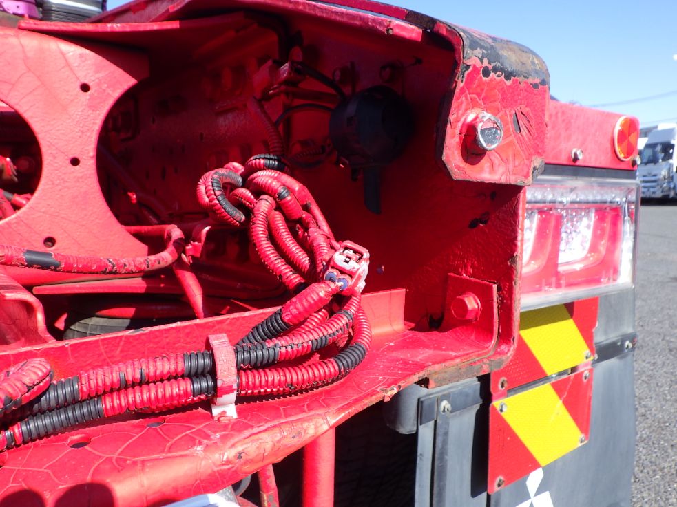 カプラガイドにキズ・曲がりがあります。|三菱 スーパーグレート 2RG-FP74HDRの写真28