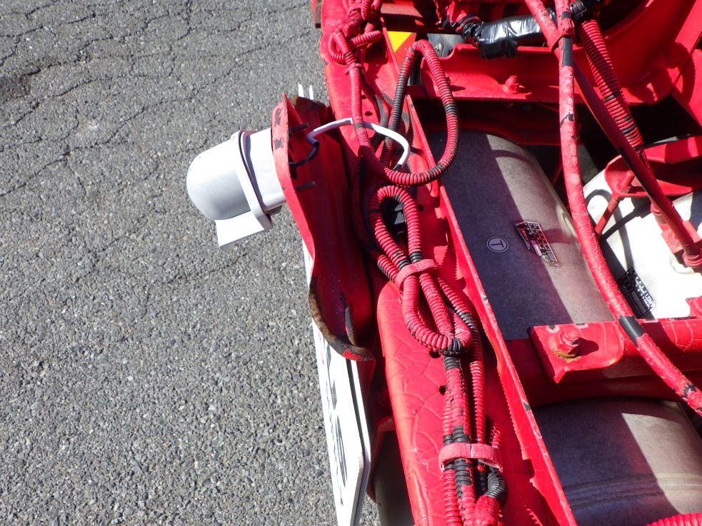 ナンバーブラケットにキズ・曲がりがあります。|三菱 スーパーグレート 2RG-FP74HDRの写真29