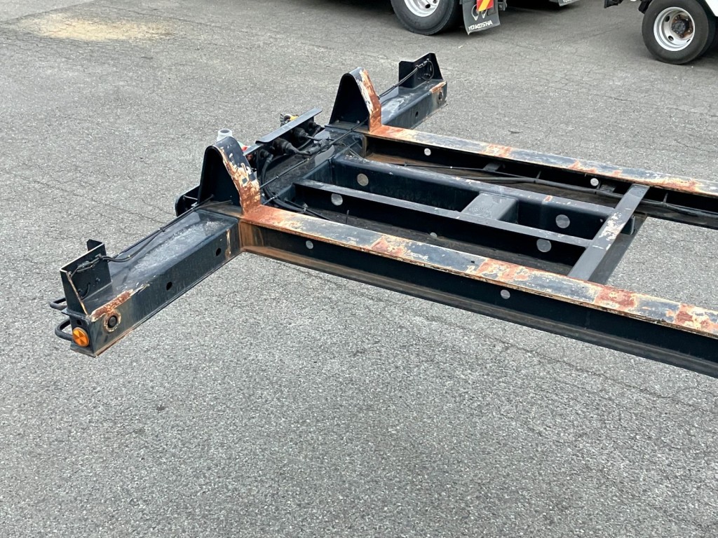 キングピン上面にキズ・サビがあります。|トレクス  NCCTB34081の写真28