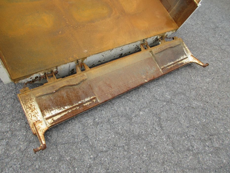 ゲート裏側の状態です。|日野 デュトロ SDG-XZU700X(2WD)の写真10