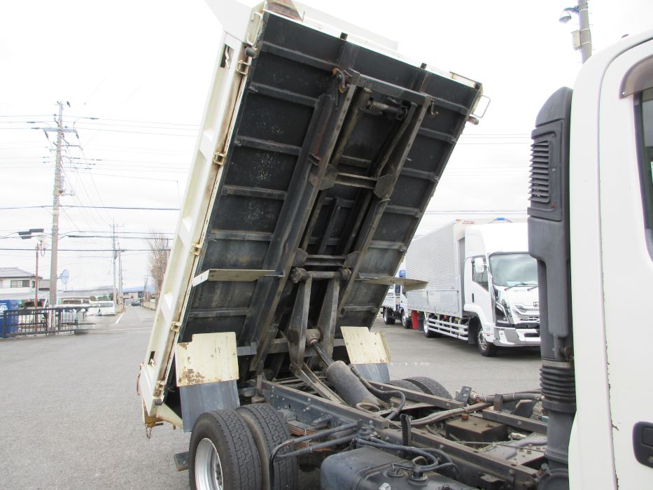 ボディー裏側の状態です。|日野 デュトロ SDG-XZU700X(2WD)の写真12