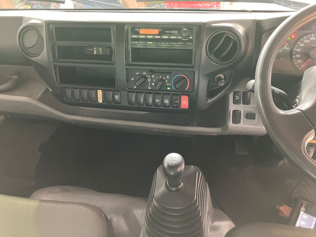 日野 デュトロ SDG-XZU700X(2WD)の写真14