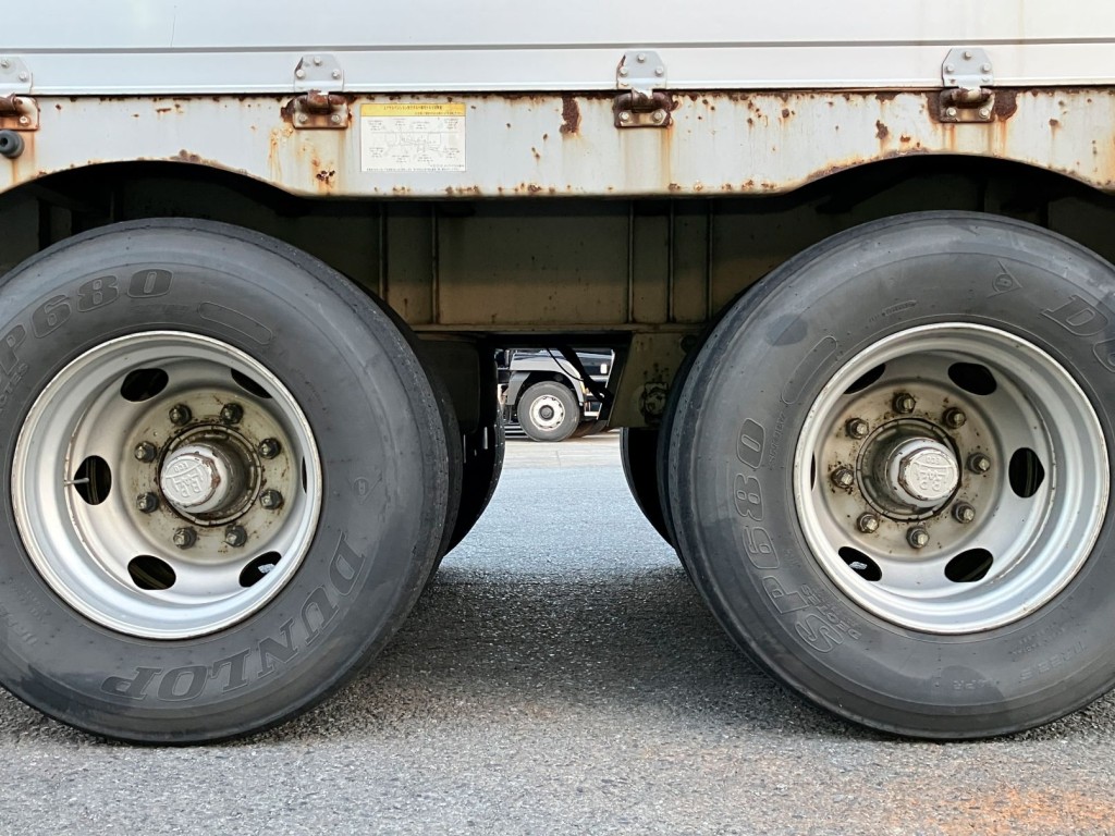 タイヤ間の状態です。|トレクス PFN24101改の写真5