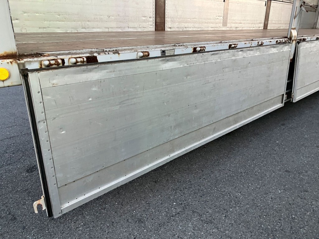 助手席側前方アオリ内面の状態です。|トレクス  PFN24101改の写真39