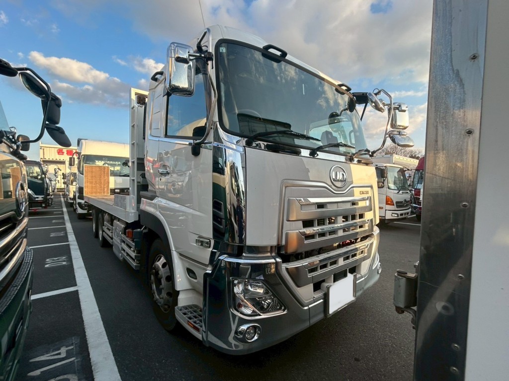 UDトラックス クオン 2RG-CX5ELの写真2