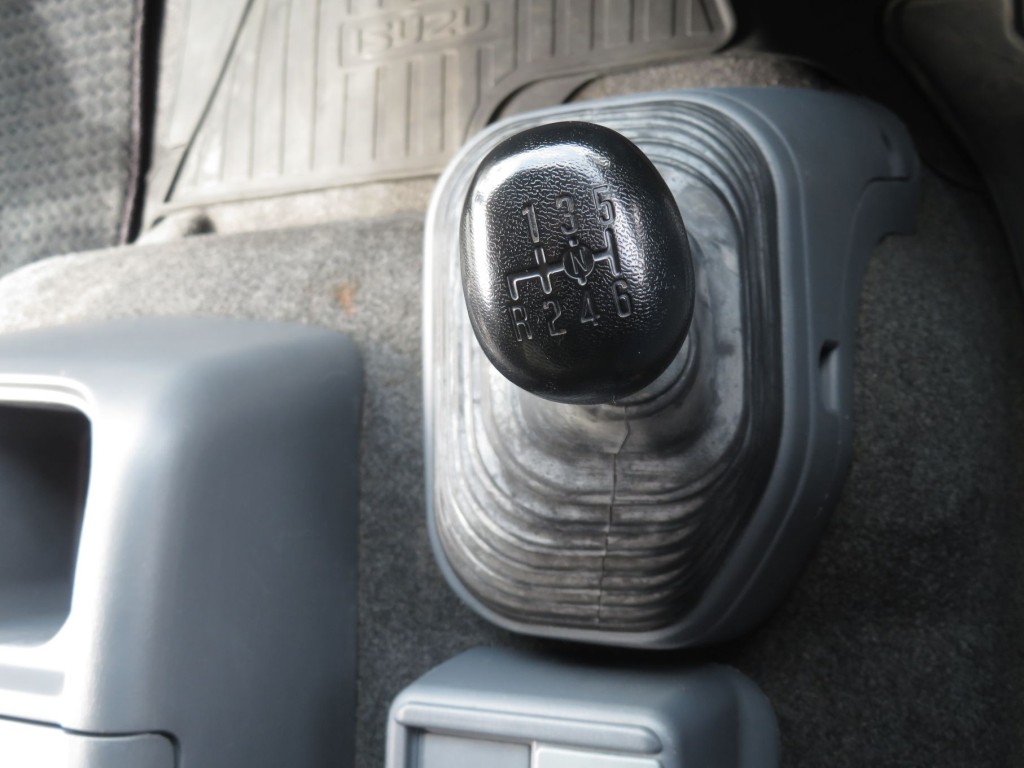 いすゞ フォワード 2RG-FRR90T2(2WD)の写真22