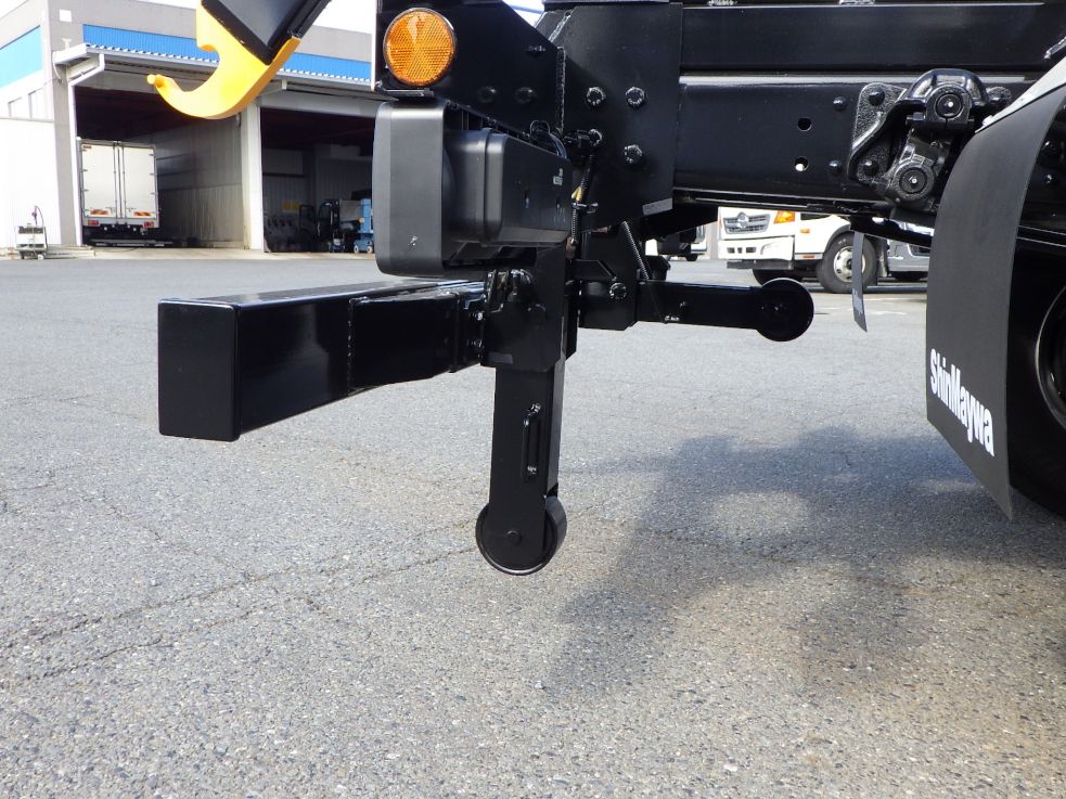 三菱 ファイター 2KG-FK72F(2WD)の写真10