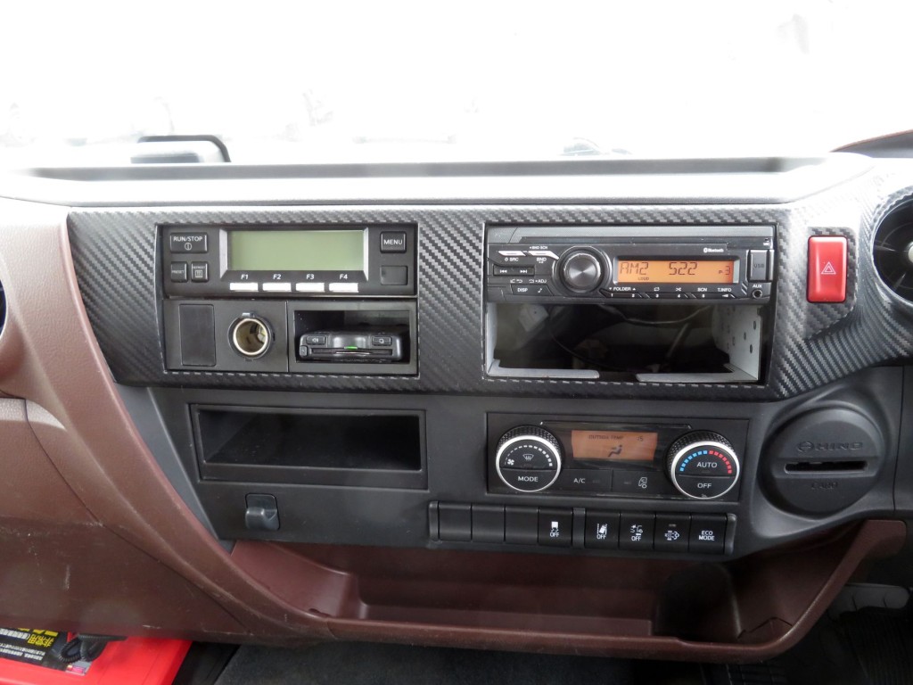 インパネ周りの状態です。|日野 レンジャー 2KG-FD2ABG(2WD)の写真22